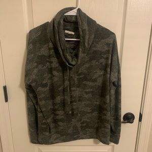 Long Sleeve Camo Top